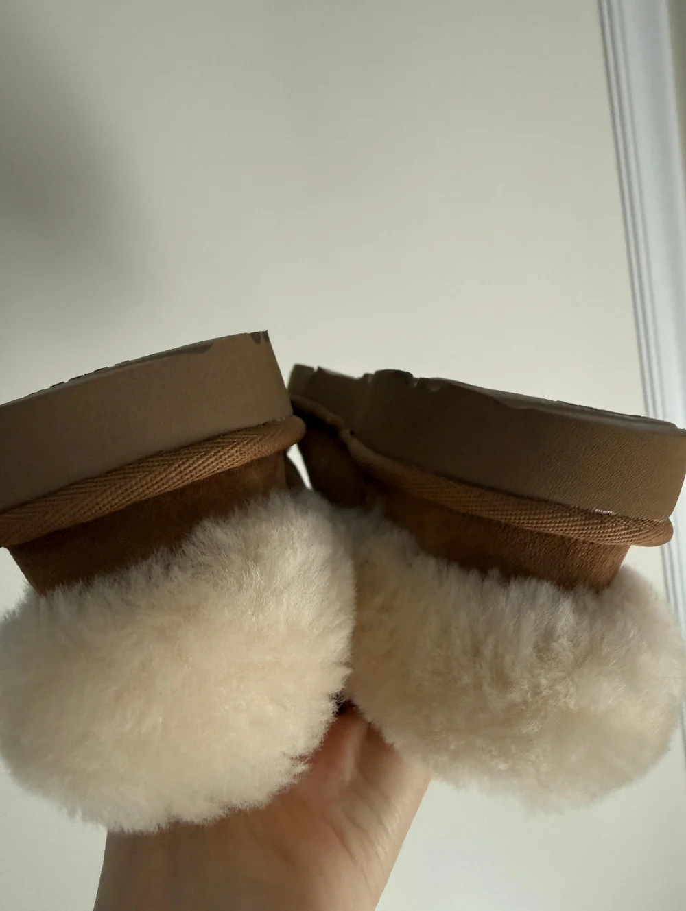 UGG cozy women